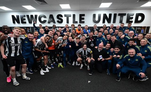 开云体育-嘲讽曼联，纽卡官方社媒：让我们看看到底谁是United